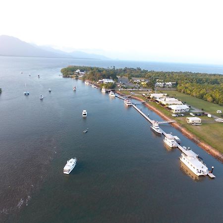 Lucinda Fishing Lodge Exterior photo