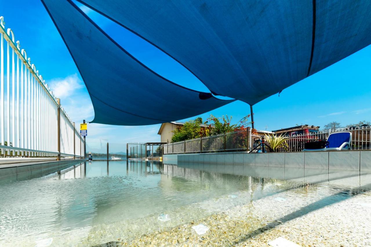 Lucinda Fishing Lodge Exterior photo